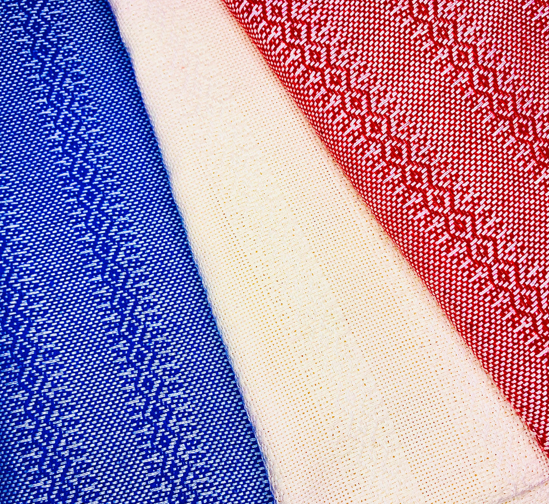 Drapeau Tricolore Français en Rebozos