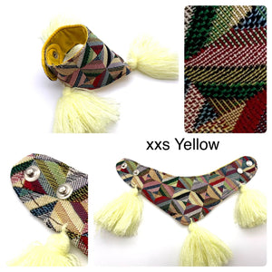 XXS Simpatica sciarpa messicana per animali domestici con pompon